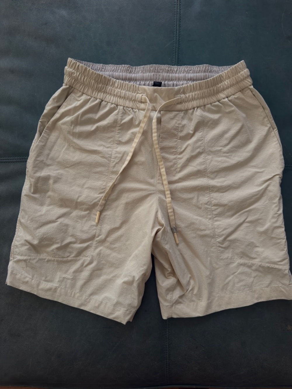 Lululemon Drawstring Casual Yellow Shorts 8”
